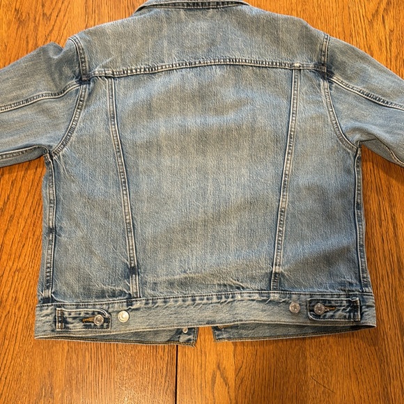 Levi’s Demin jacket - Medium - Picture 3 of 6